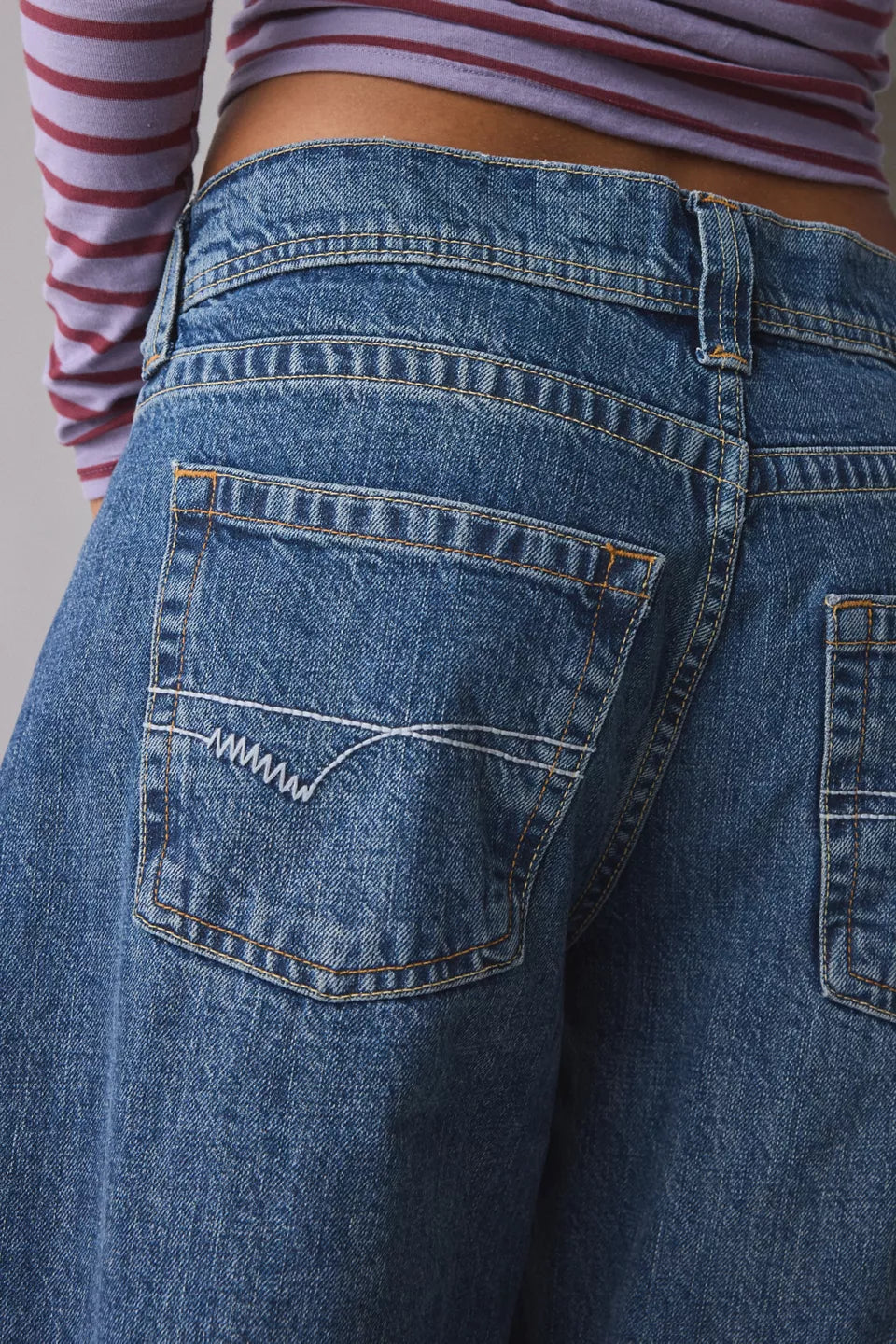 Women's Kayla Cocoon Low-Rise Baggy Barrel Jeans