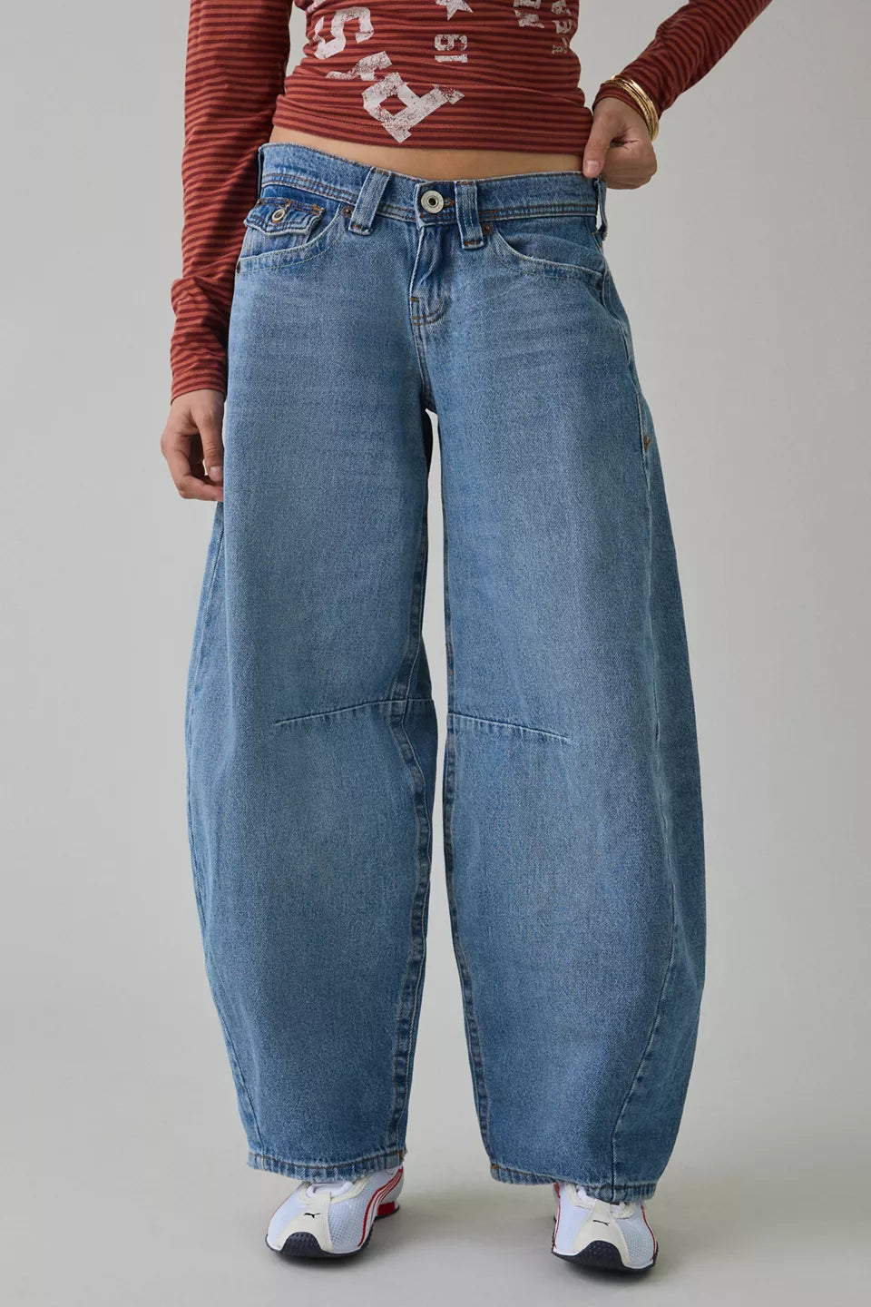 Women's Kayla Cocoon Low-Rise Baggy Barrel Jeans