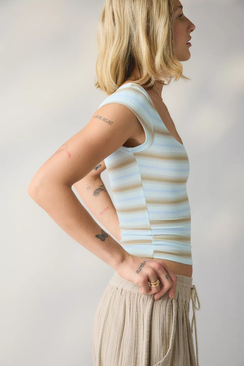 Women's Drew Cap Sleeve Square Neck Cropped Tee