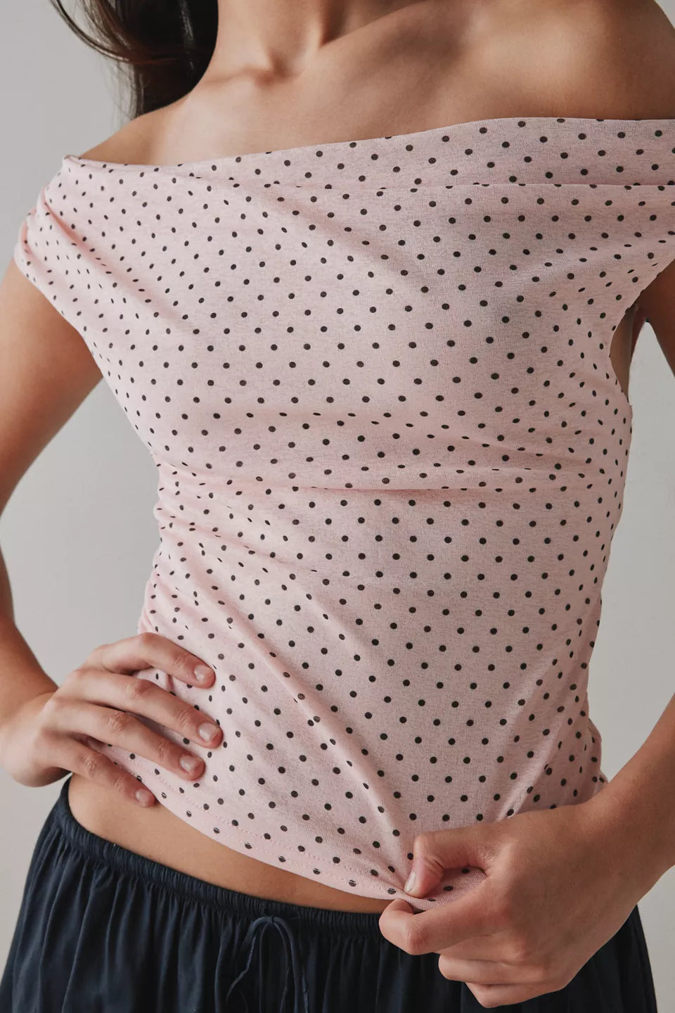 Urban Outfitters Women's Fia Off-The-Shoulder Crop Top
