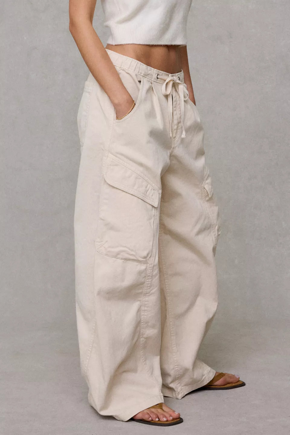 Women's Station Cocoon Baggy Barrel Leg Cargo Jeans