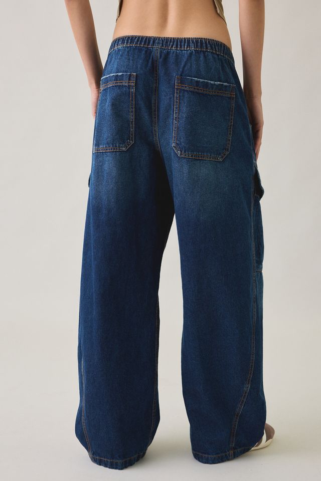 BDG Women's Station Cocoon Baggy Barrel Leg Cargo Jeans