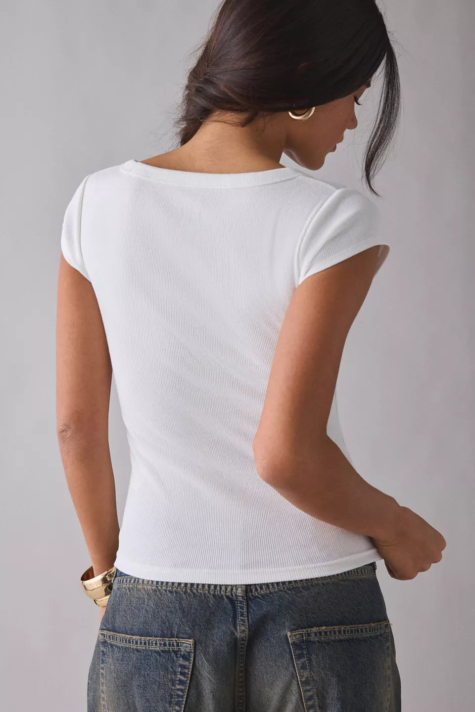 Women's Off-Duty Ribbed Scoop Neck Short Sleeve Tee