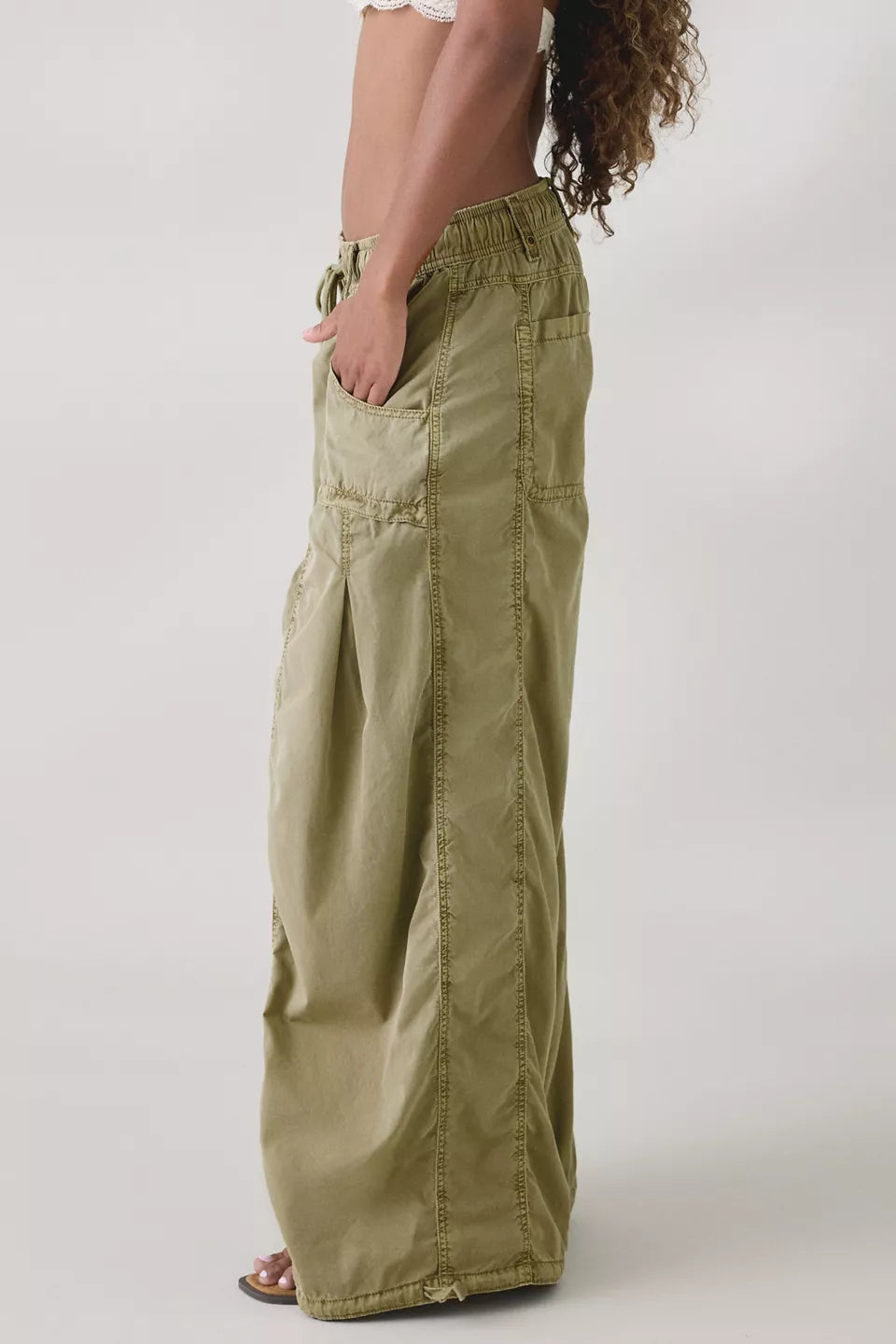Women's Sunridge Mid-Rise Cargo Balloon Pants