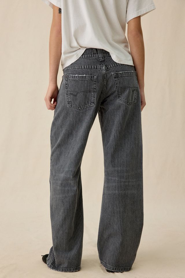 BDG Women's Kayla Printed Low-Rise Baggy Jeans