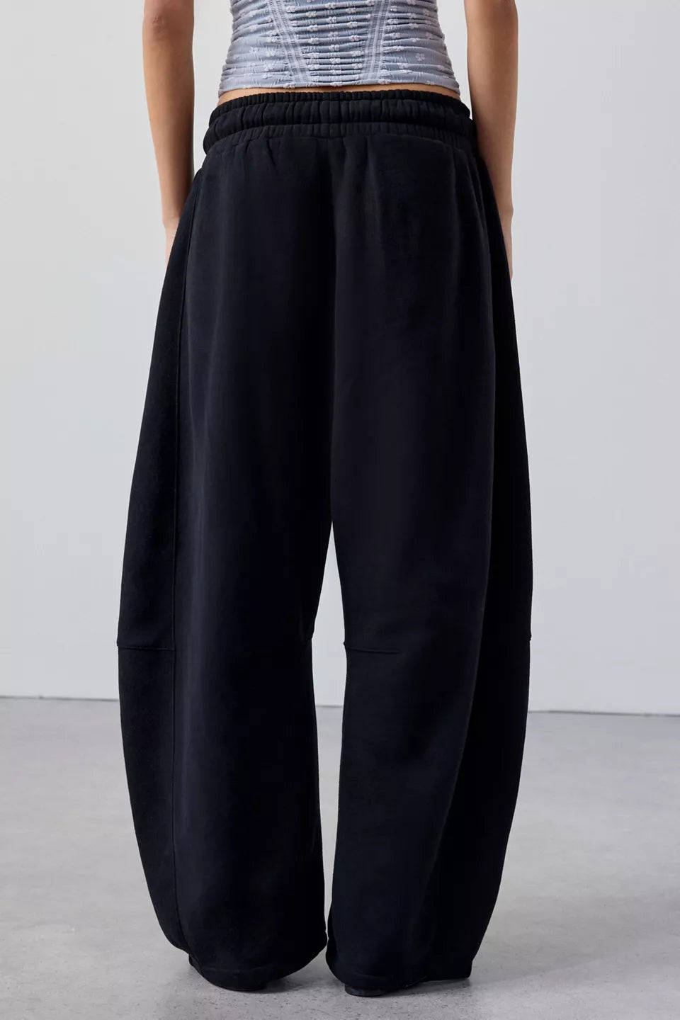 Women's Essential Barrel Leg Full Length Sweatpants