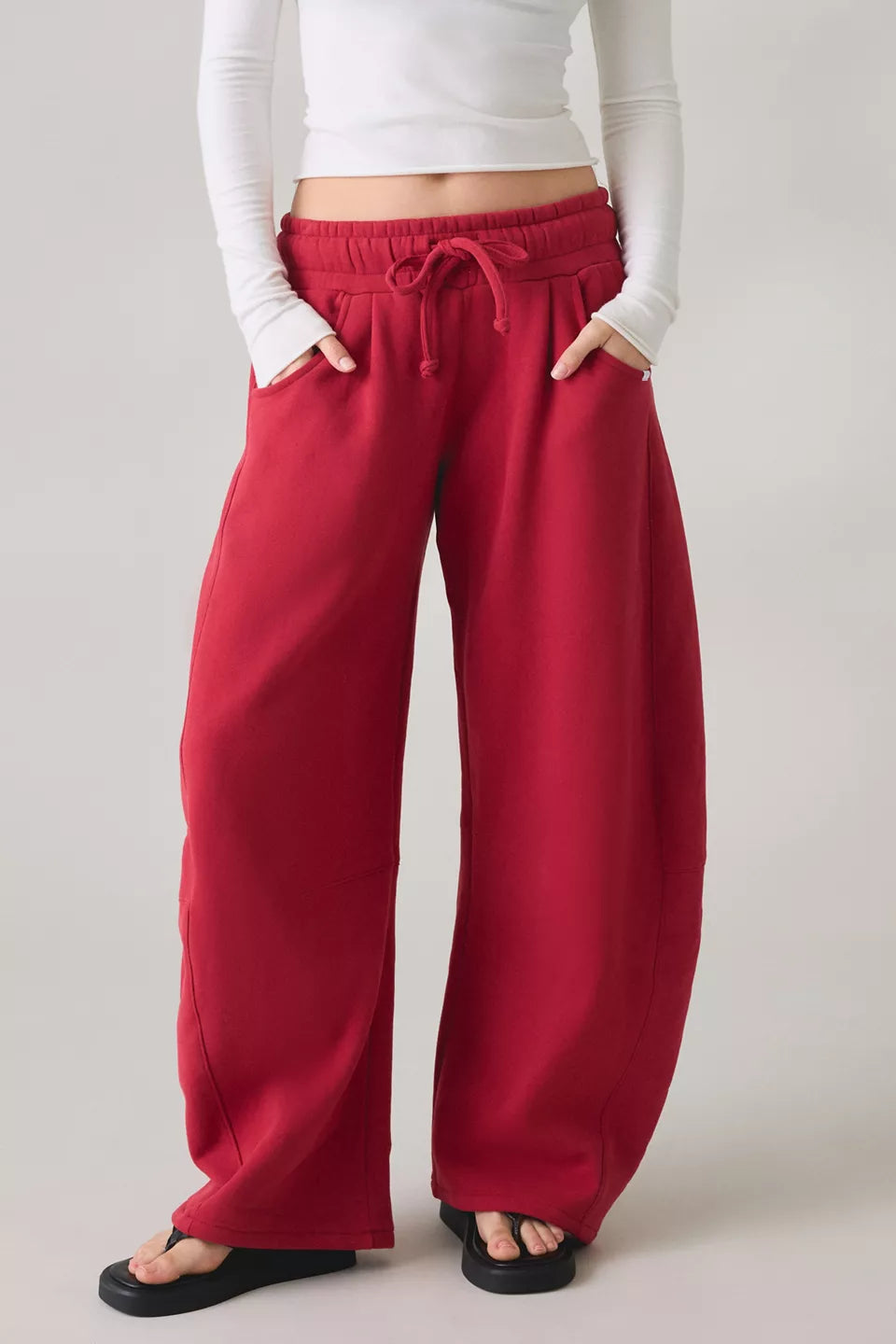 Women's Essential Barrel Leg Full Length Sweatpants